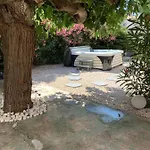 Apartamento Les Dahlias 4 Personnes Jacuzzi Barbecue Jardin Arbore Climatise