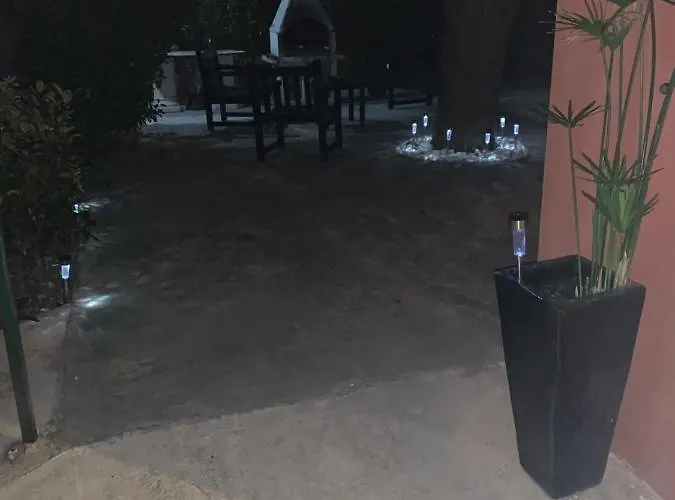 Les Dahlias 4 Personnes Jacuzzi Barbecue Jardin Arbore Climatise アパート アグド