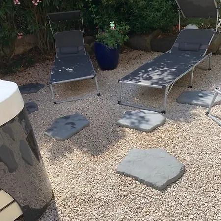 Apartment Les Dahlias 4 Personnes Jacuzzi Barbecue Jardin Arbore Climatise Agde